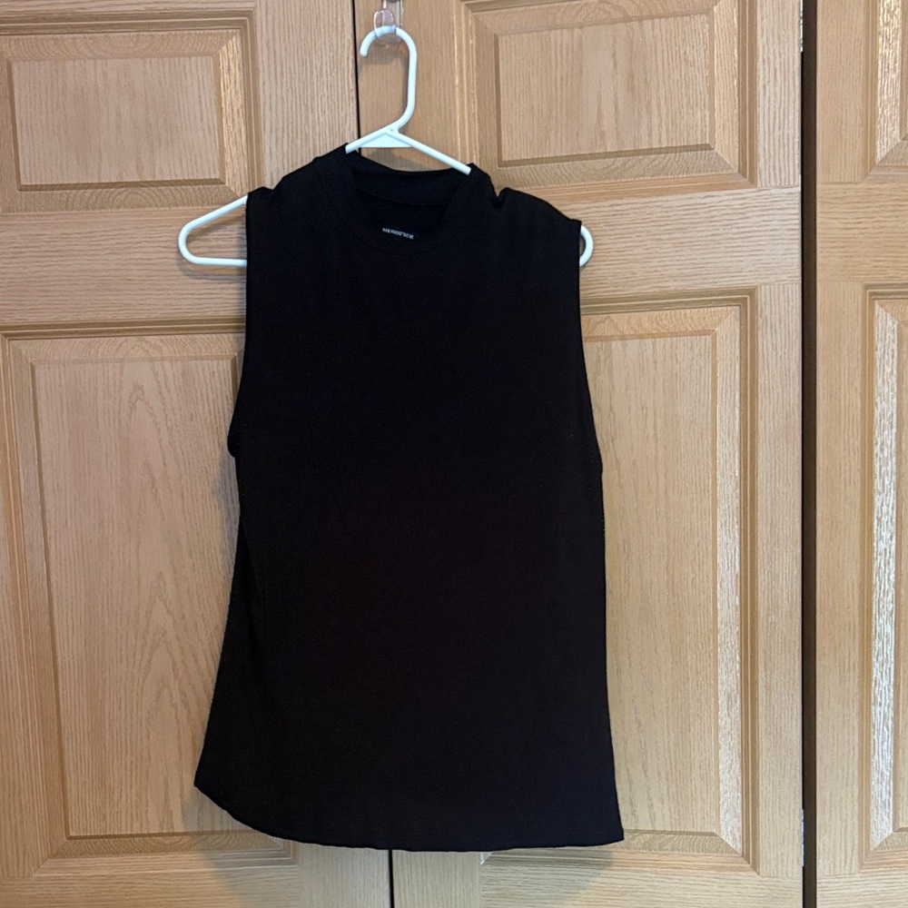 Who What Wear Black Muscle Tee